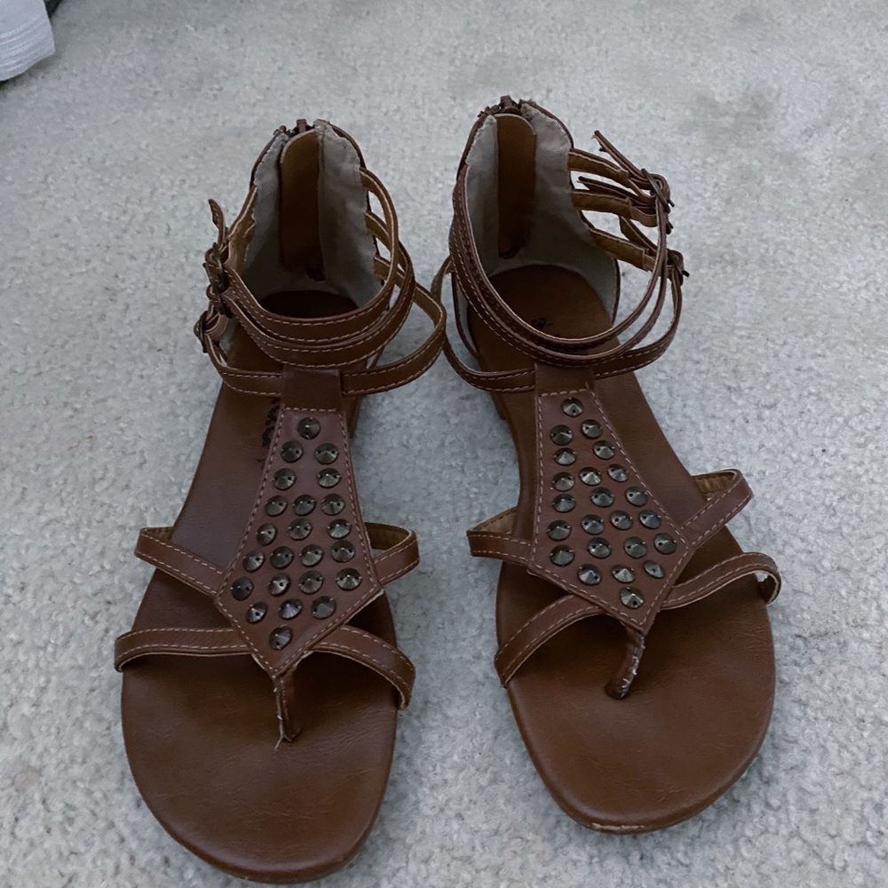 MUDD sandals